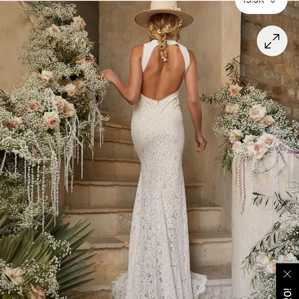 Lulu's White Lace Maxi Dress